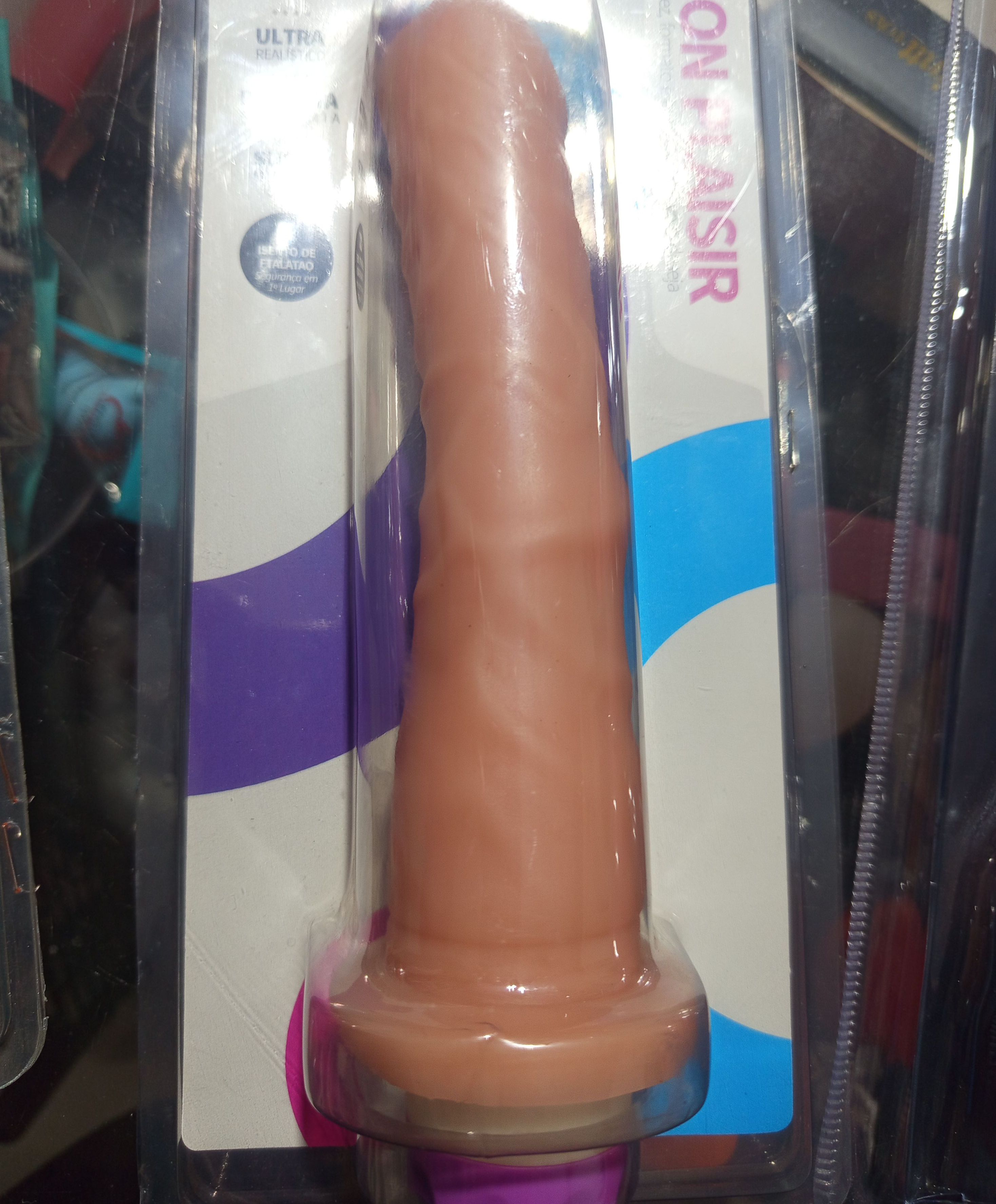 Prótese com vibrador 19 x 3,8 cm